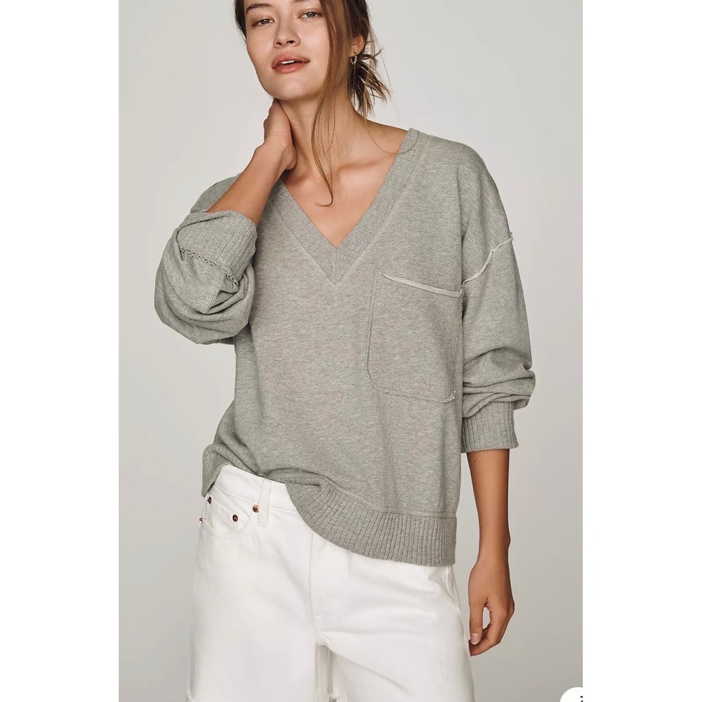 Anthropologie Pilcro Montana Pocket Knit Top Heather Grey V-Neck Small